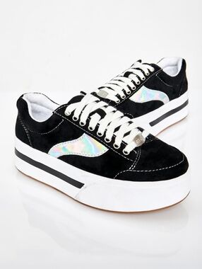 dELiA*s Y2k VTG 2000's by Dolls Kill Cosmic Kick Skater Sneakers Womens Size 9